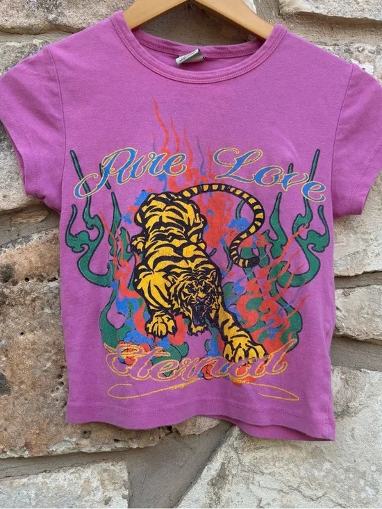 Urban Outfitters Pink Graphic Tee with Tiger Flame Print medium - Picture 2 of 4